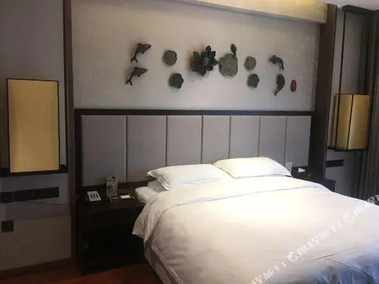 Huaqing Shengtang Bath Hotel