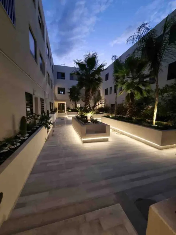 Modern Luxury Apartment in La Marsa, Tunisia - Perfect Getaway