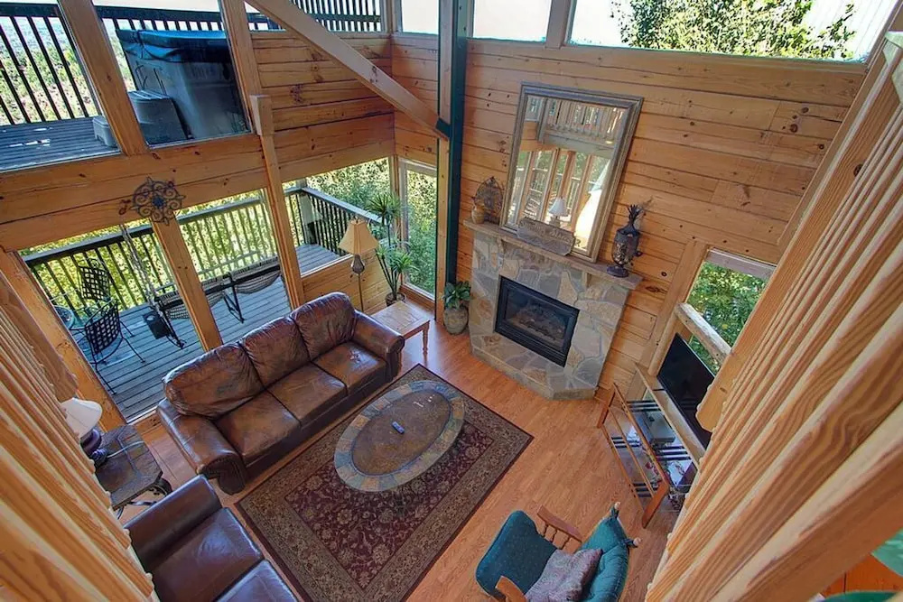 Picturesque 2 2 Close to Parkway