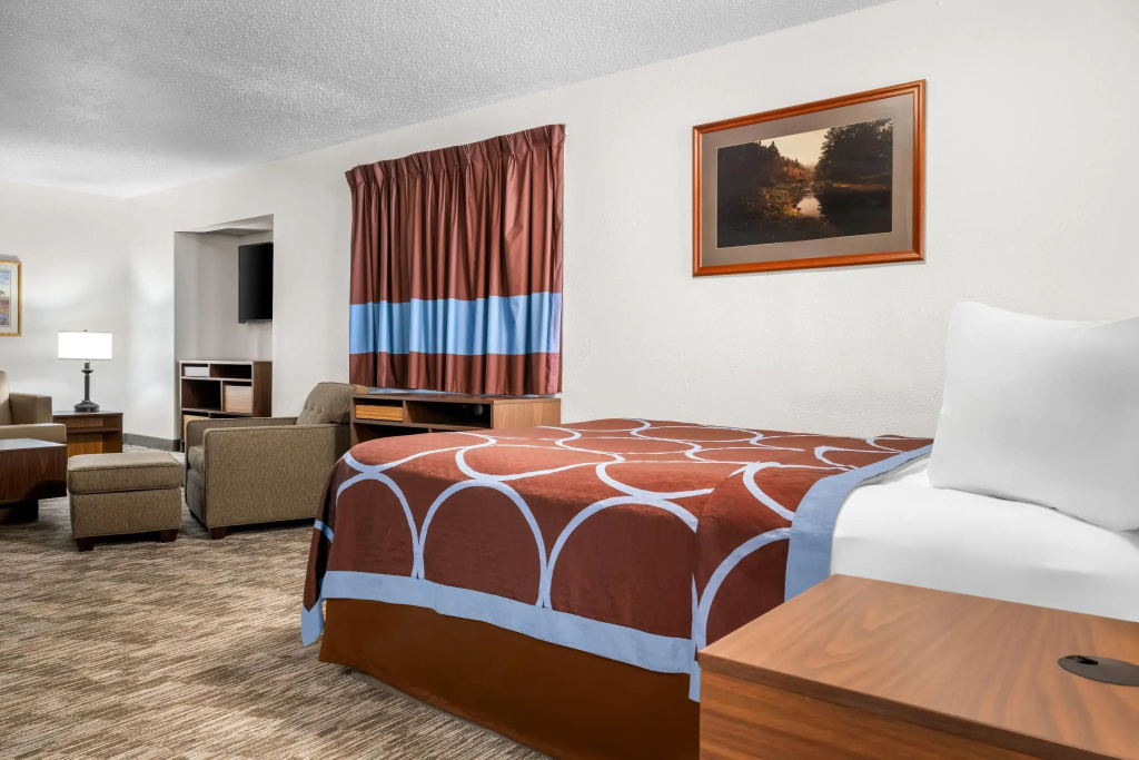 Super 8 By Wyndham Custer/crazy Horse Area