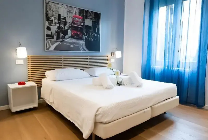 Hotel photo 2