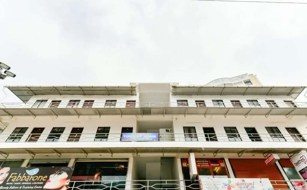 Vattekad Tourist Home by OYO Rooms