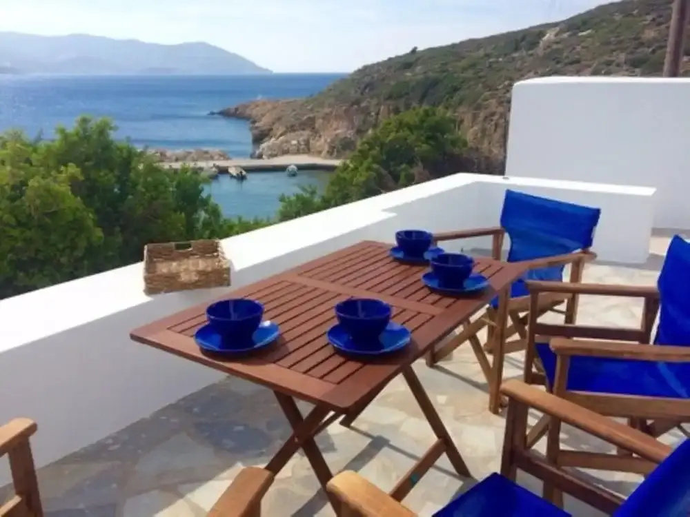 Apartment with sea view