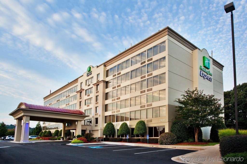 Holiday Inn Express Atlanta-Kennesaw, an IHG Hotel image