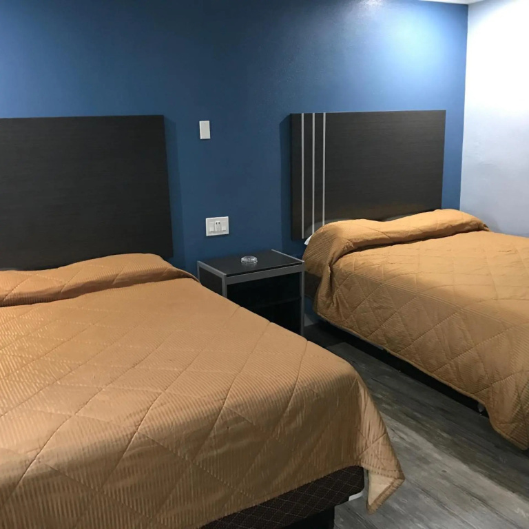 Отель Empire Inn Motel в Лос-Анджелесе
