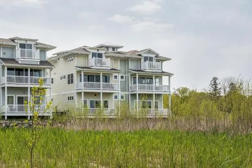 Swing Bridge Condo - Unit 40