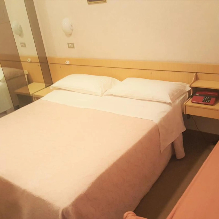 Hotel Ida — 4