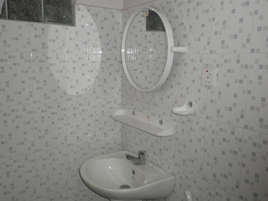 Mccarthy Guesthouse