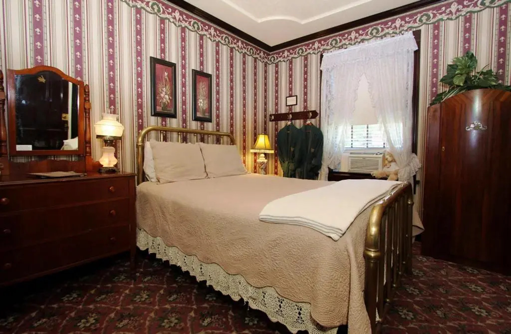 Historic National Hotel - Chambres