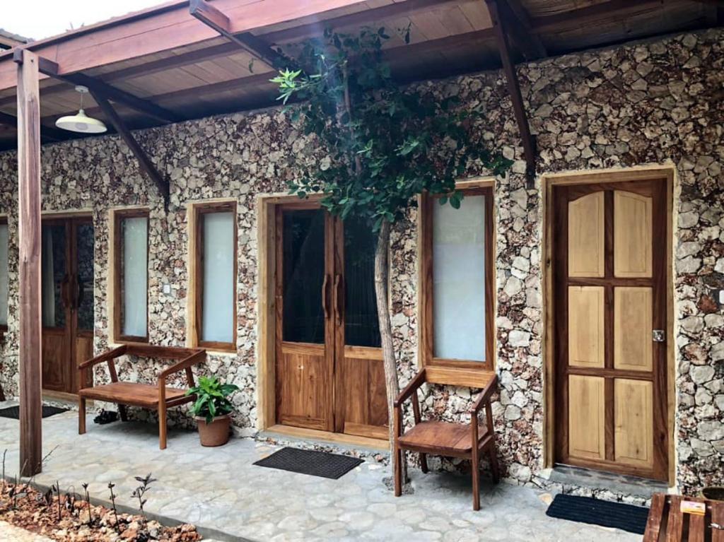 Tevana House Reef by null