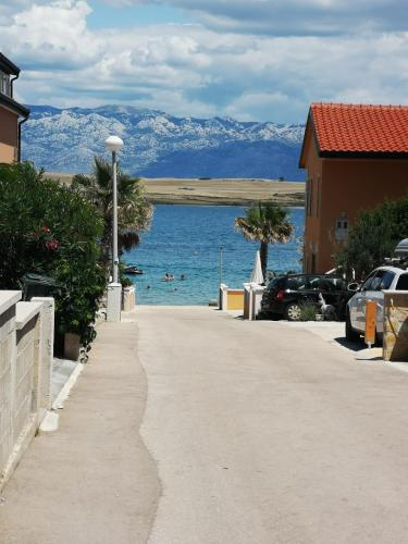 Beach & Waterfront