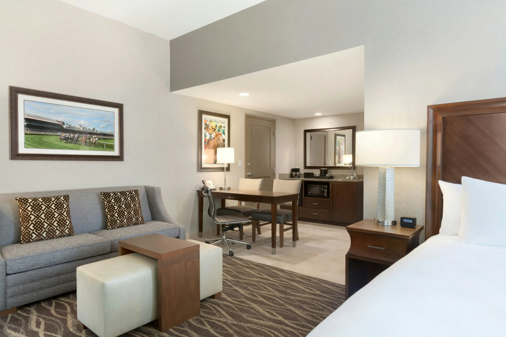 Embassy Suites Saratoga Springs - Général