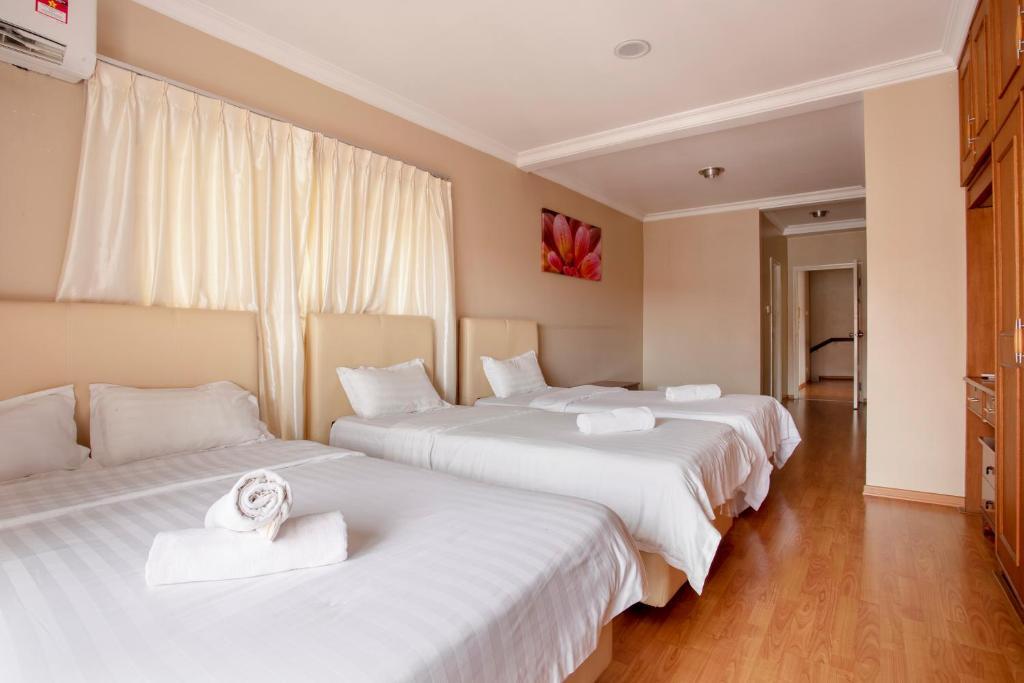 Marina Vacation Condos @ Marina Court Resort Condominium