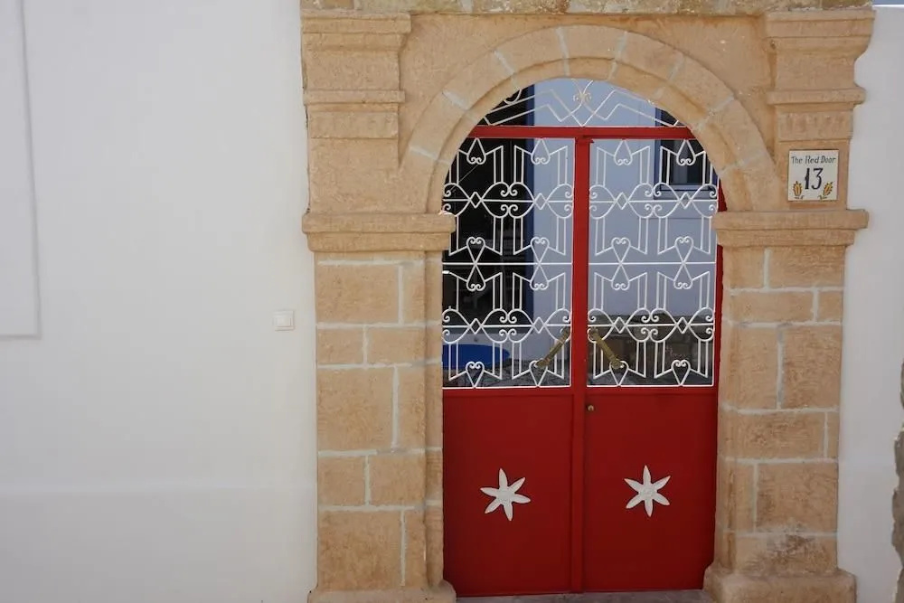 The Red Door in Koskinou