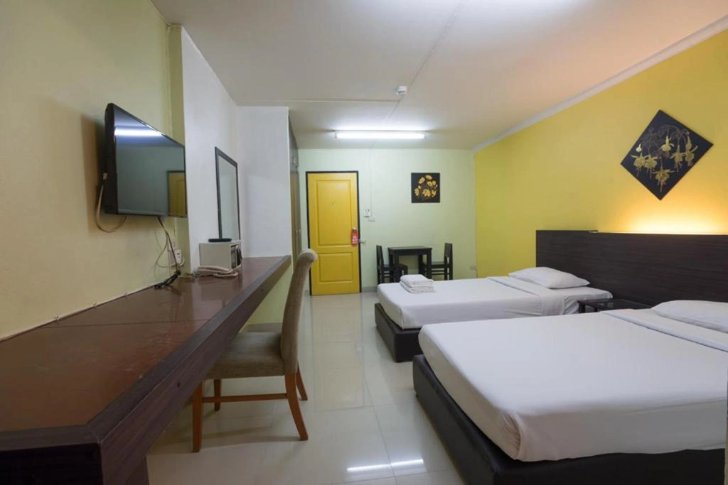 Standard Double room (twin beds)