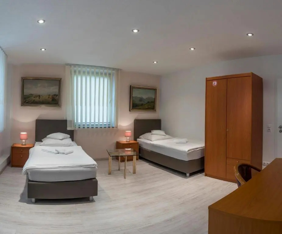 Economy Double room (full double bed)