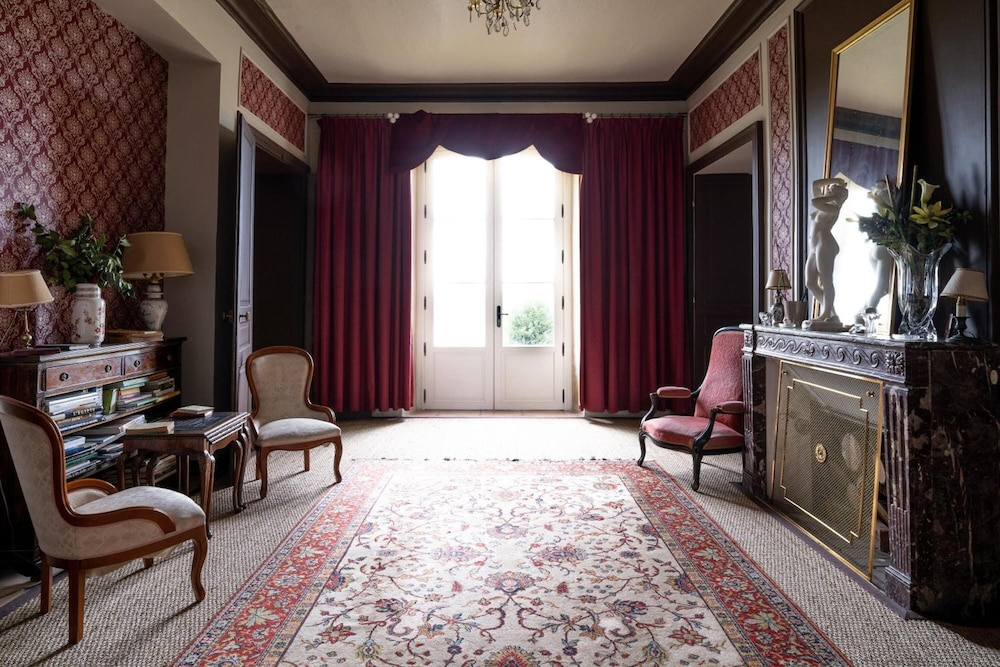 Voir la photo 2 — Le Chateau De La Tourlandry