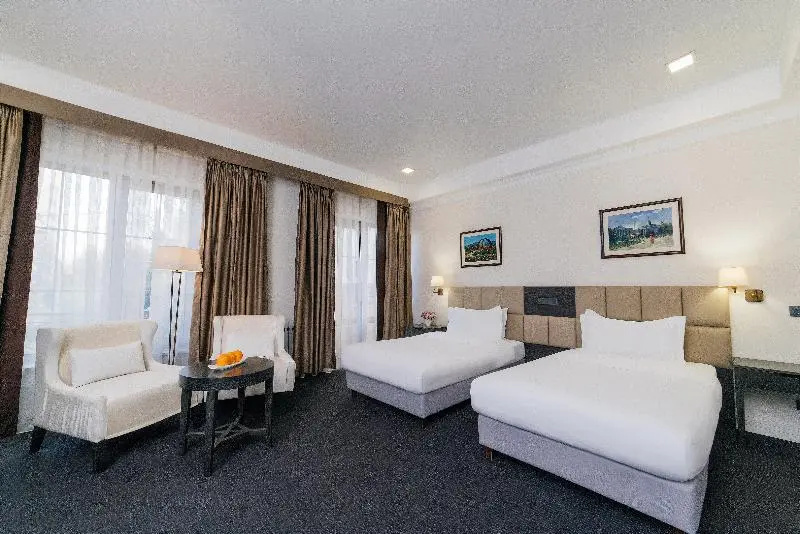 Ambassador Hotel - Chambres