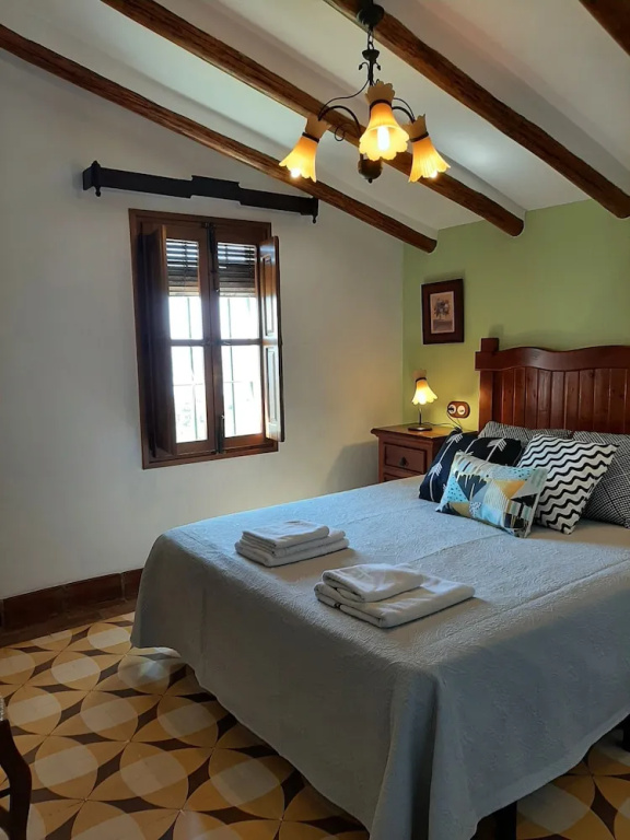 2 Bedrooms Family Cottage with view