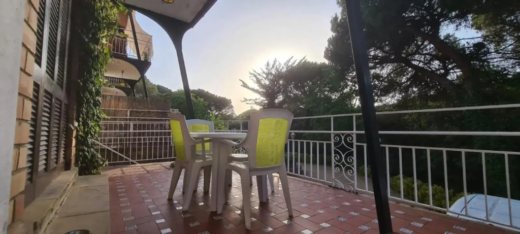 Apartamento familiar junto a pinedas mediterráneas