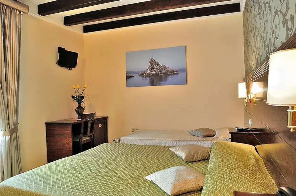 Hotel photo 8