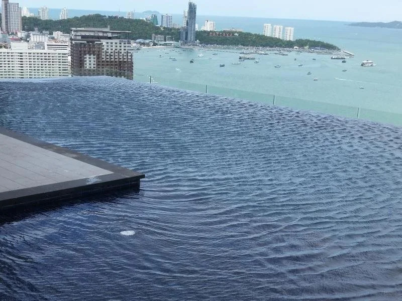 Beach & Waterfront