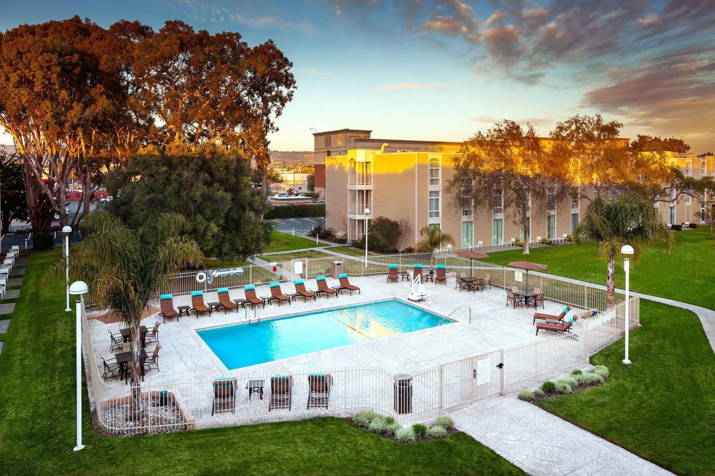 Hilton Oakland Airport Hotel - Général