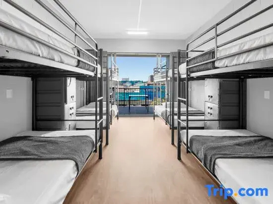 Clubside Bed in Dorm