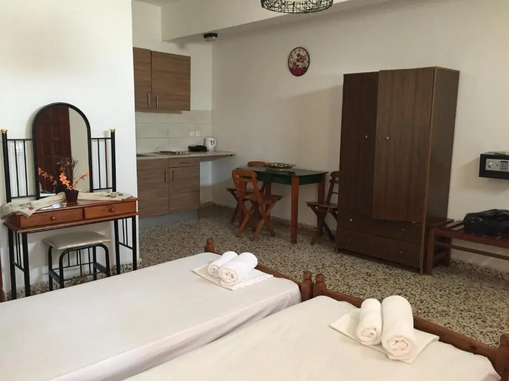 Sarris Studios - Chambres