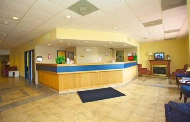 Super 8 Newport