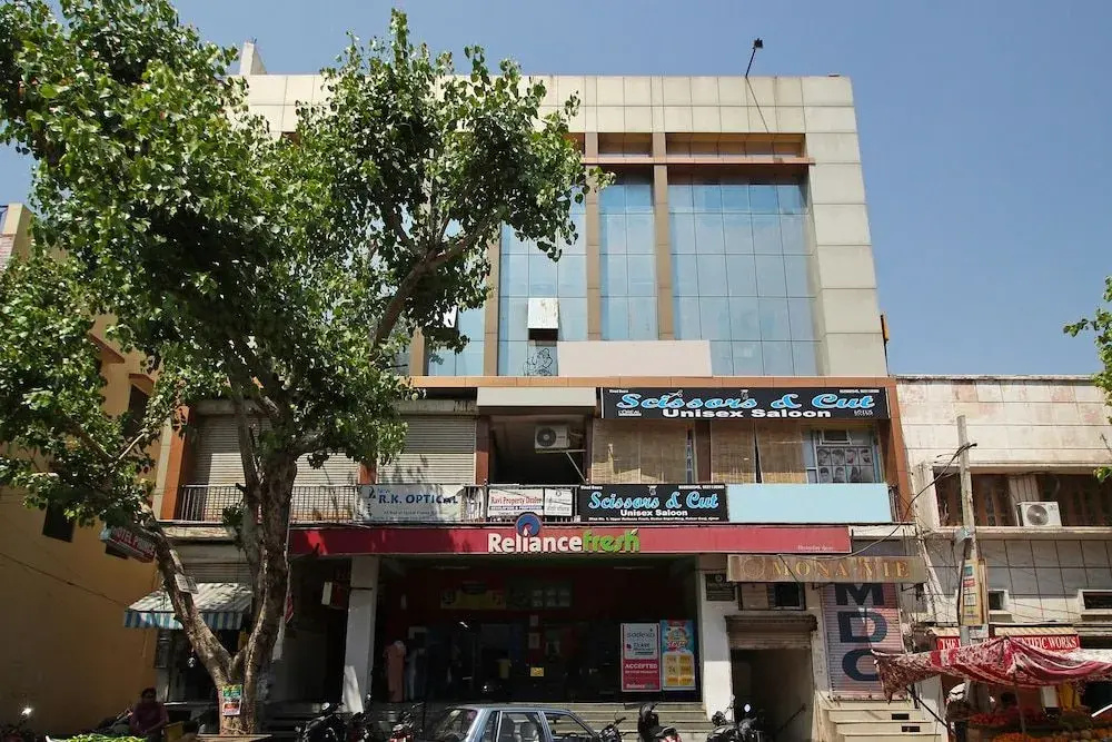 OYO 2722 Hotel Prince