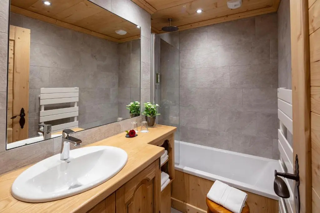 Chalet-Hôtel Neige et Roc, The Originals Relais (Hotel-Chalet de Tradition) - Chambres