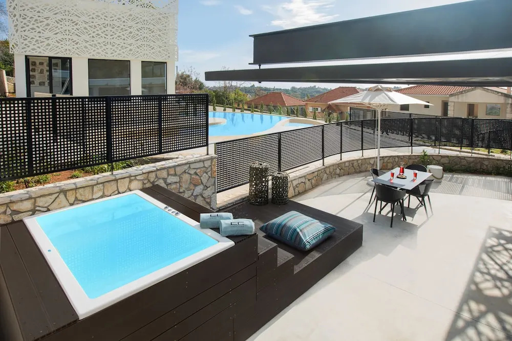 Standard Villa