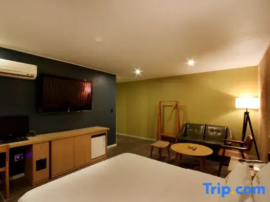Bando Tourist Hotel - Chambres