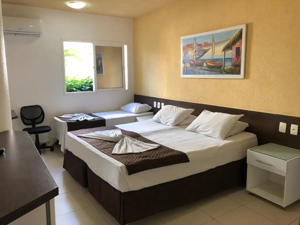 Standard Triple room