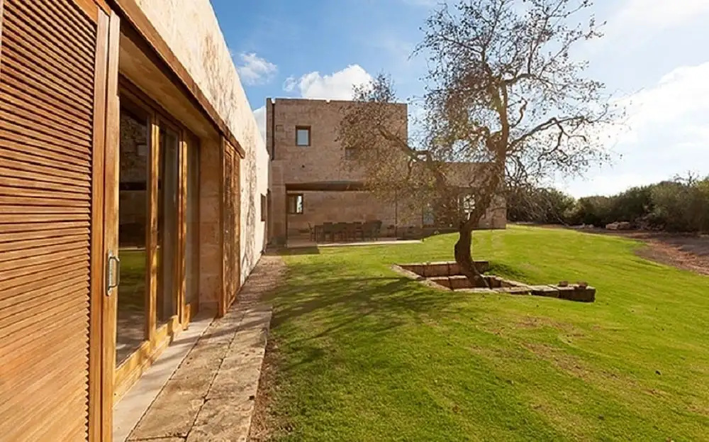 Residence by G Son Covas