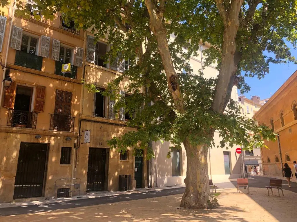 Beau 3 pièces 83 m2 au coeur du centre historique d'Aix en Provence