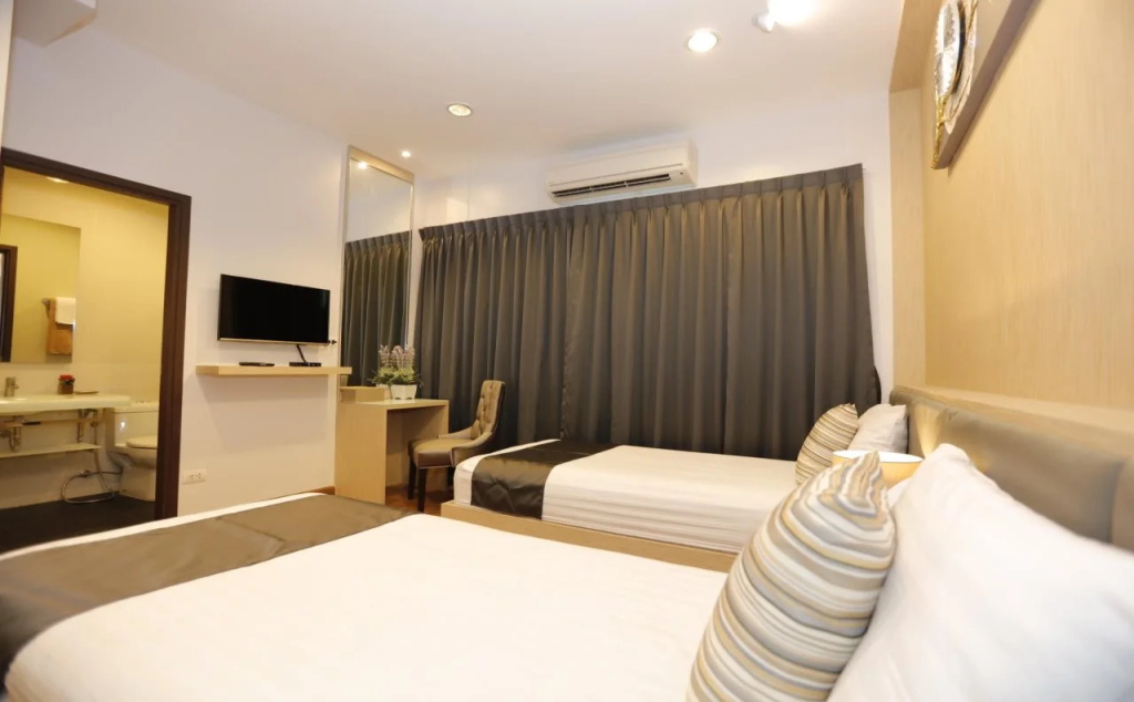 Hotel photo 1