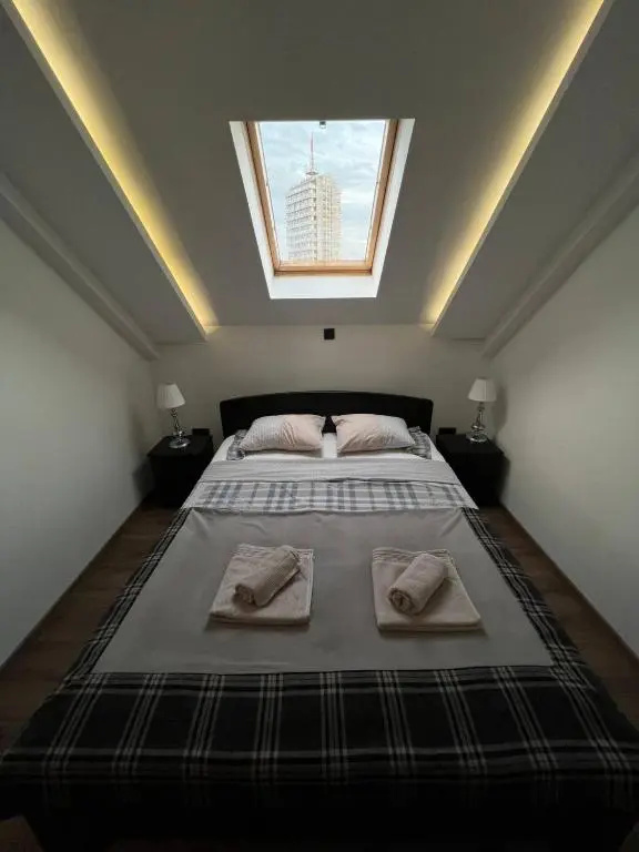 Main Square Apartment