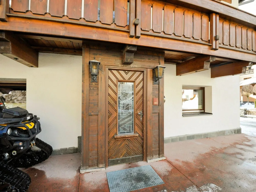 Apartment in Huben Near Ski Slopes