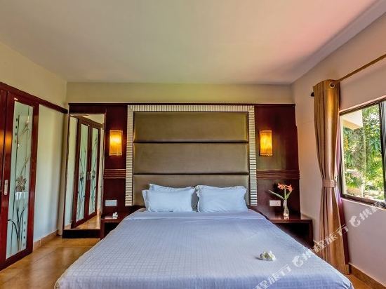 Beringgis Beach Resort & Spa
