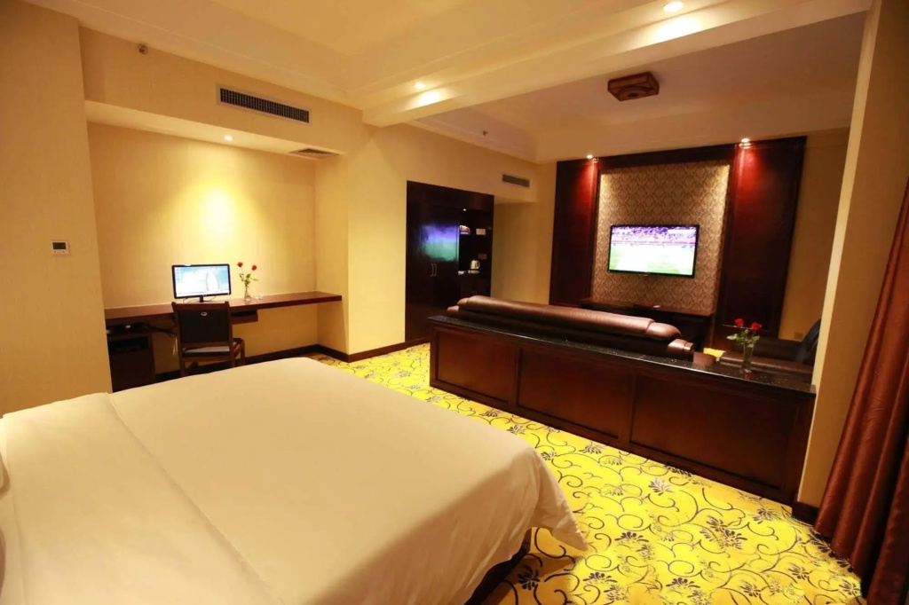 Nanning Holy City Hotel