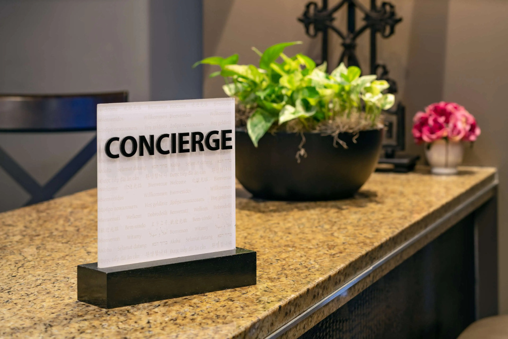 Lobby & Reception