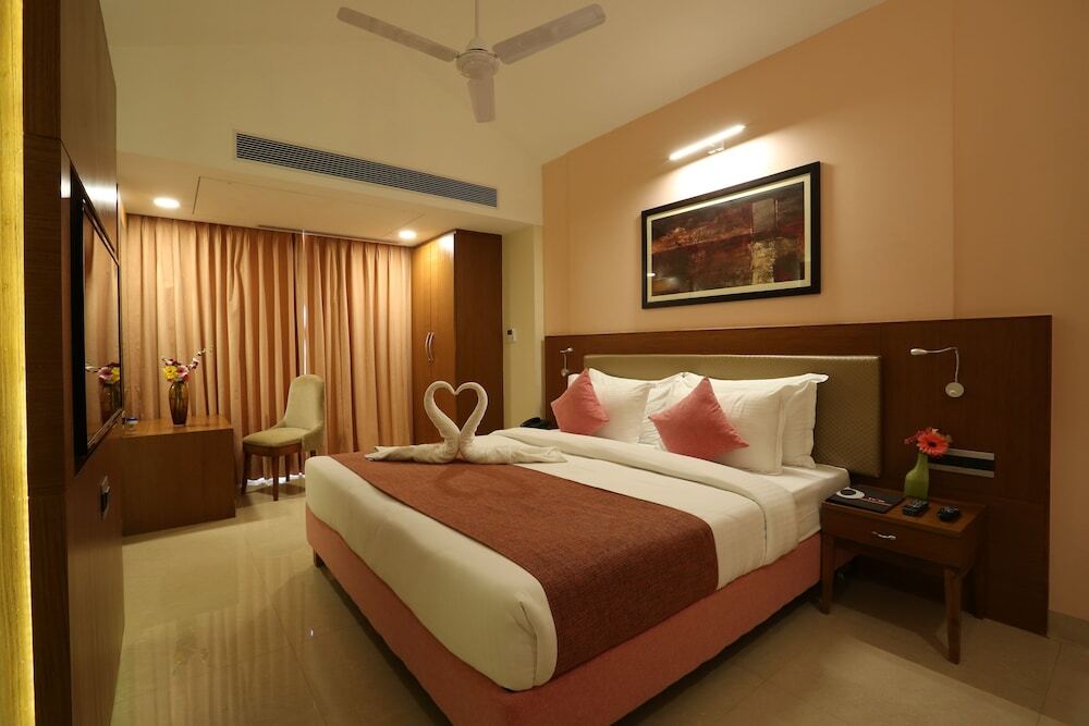 Evoke Lifestyle Candolim