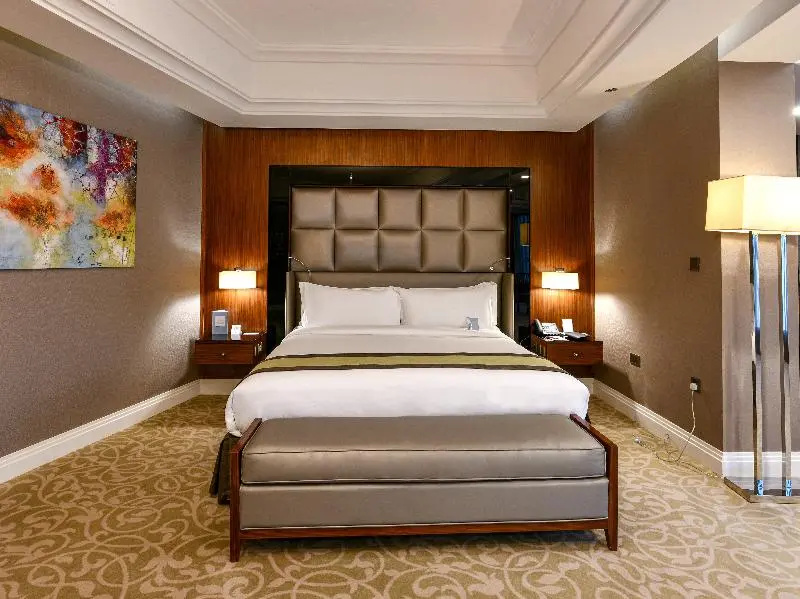 Best Plaza Hotel West Bay - Chambres