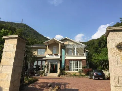 Linxi Bieyuan Hotel(莫干山林溪别苑度假别墅)