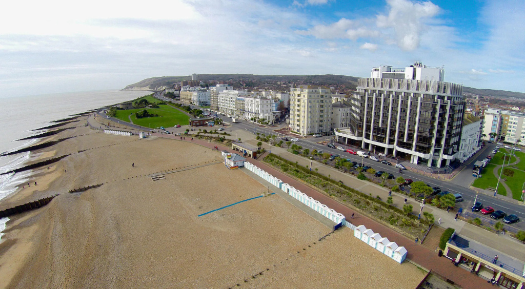 Beach & Waterfront