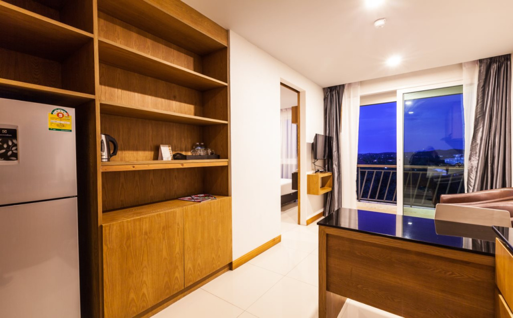 Grand Nai Harn Suites