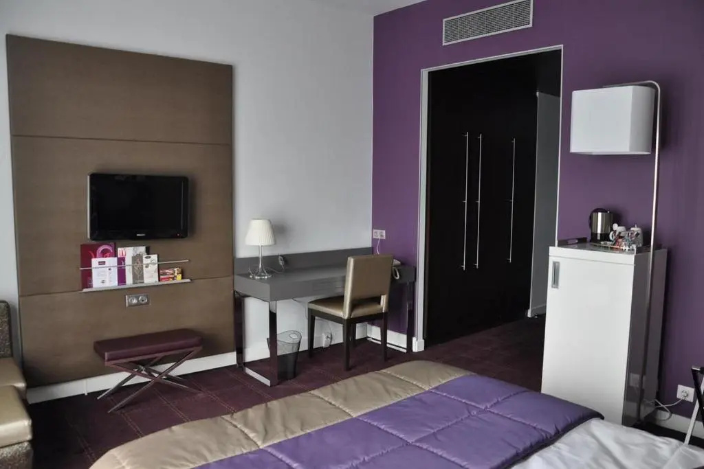Classic Double room (full double bed)