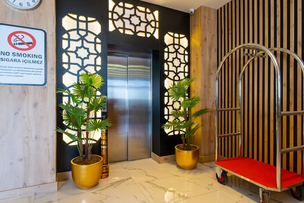 Hotel photo 12